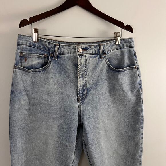 Frye High Rise Jeans Light Wash Women Size 16 - Picture 8 of 9